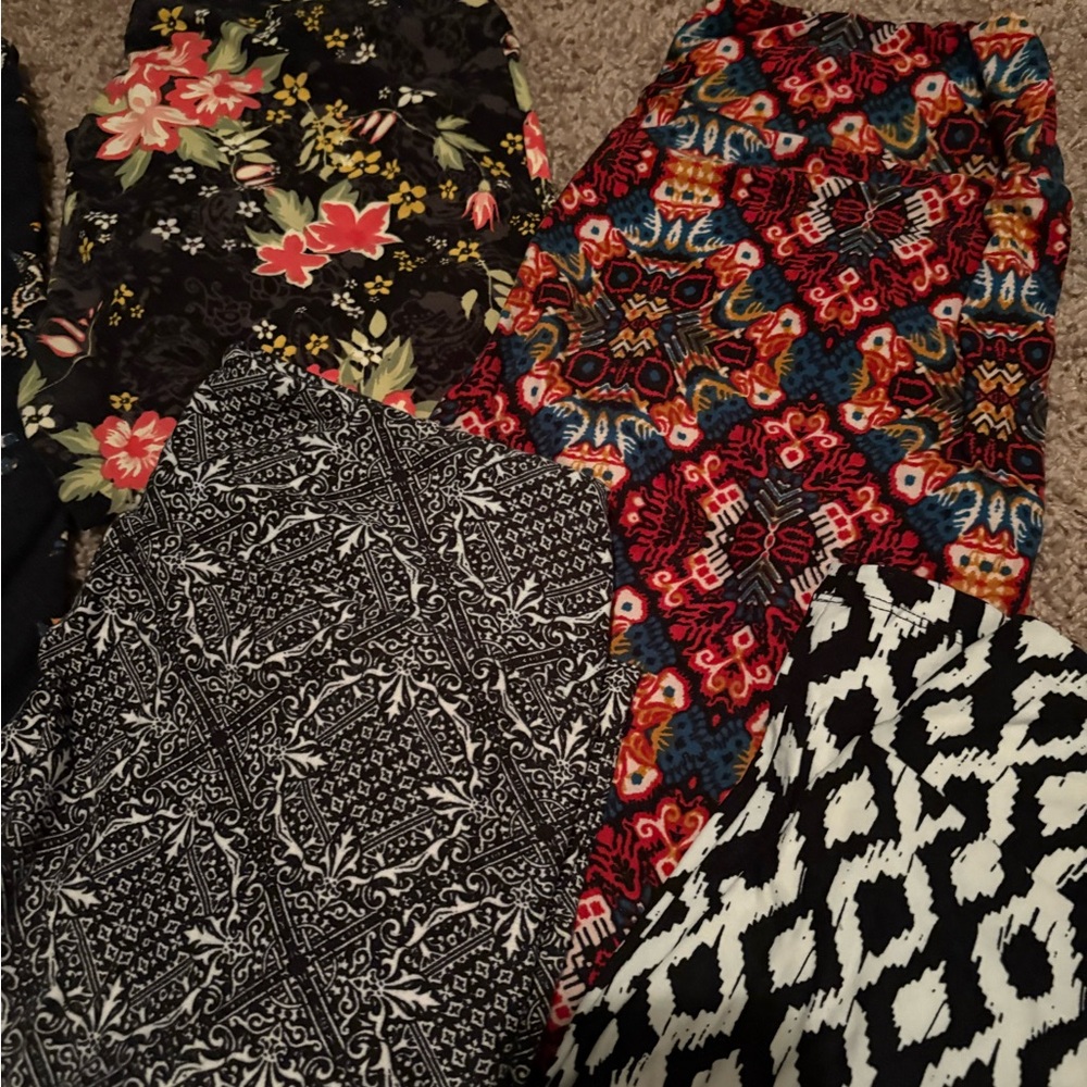 Colorful Patterned Skirts Collection - Picture 3 of 3